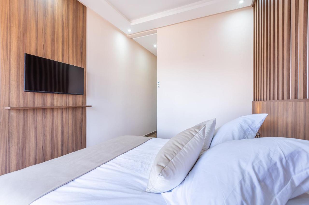 New! Superbe Appartement A Majorelle,Terrace,Iptv. Marrakesh Luaran gambar